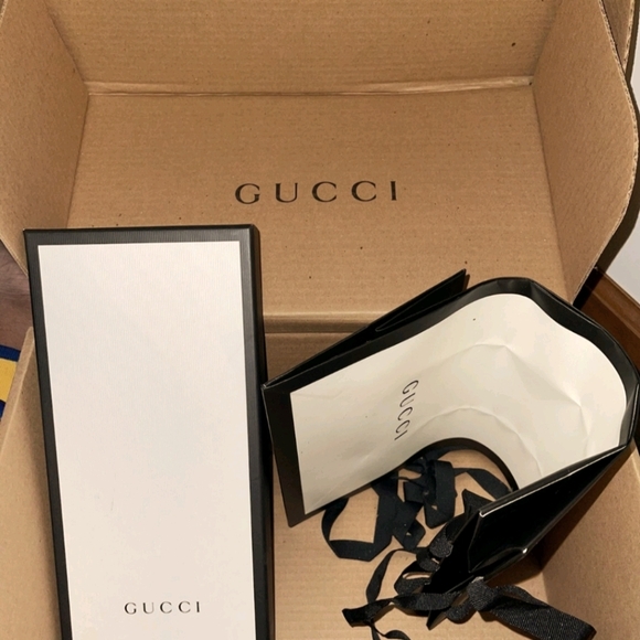 Gucci Shoe Box with 2 bags